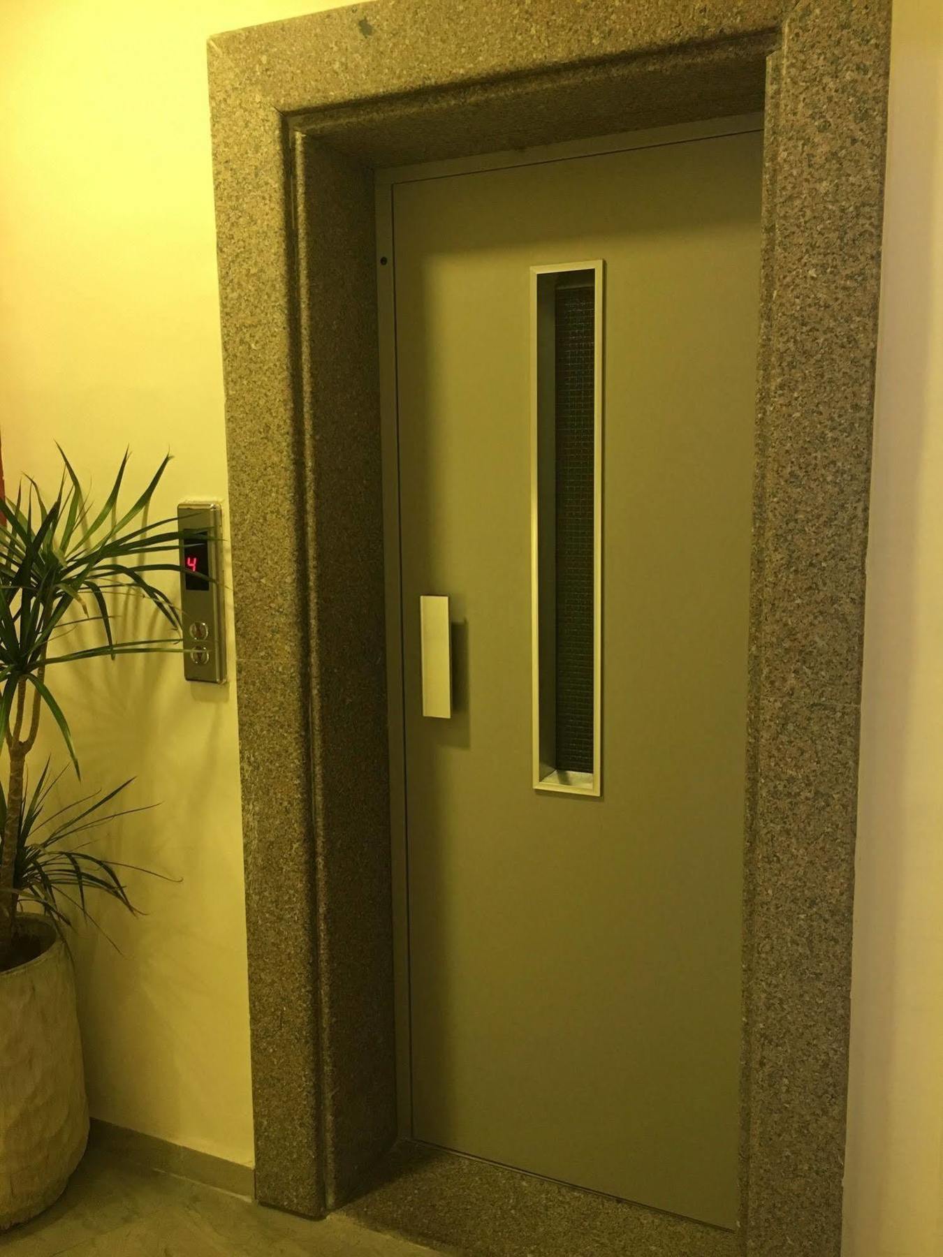 עמאן Rafi Hotel מראה חיצוני תמונה